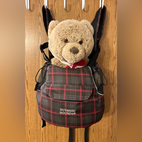 Outward Hound Front Carry Pet Pouch - Picture 2 of 9
